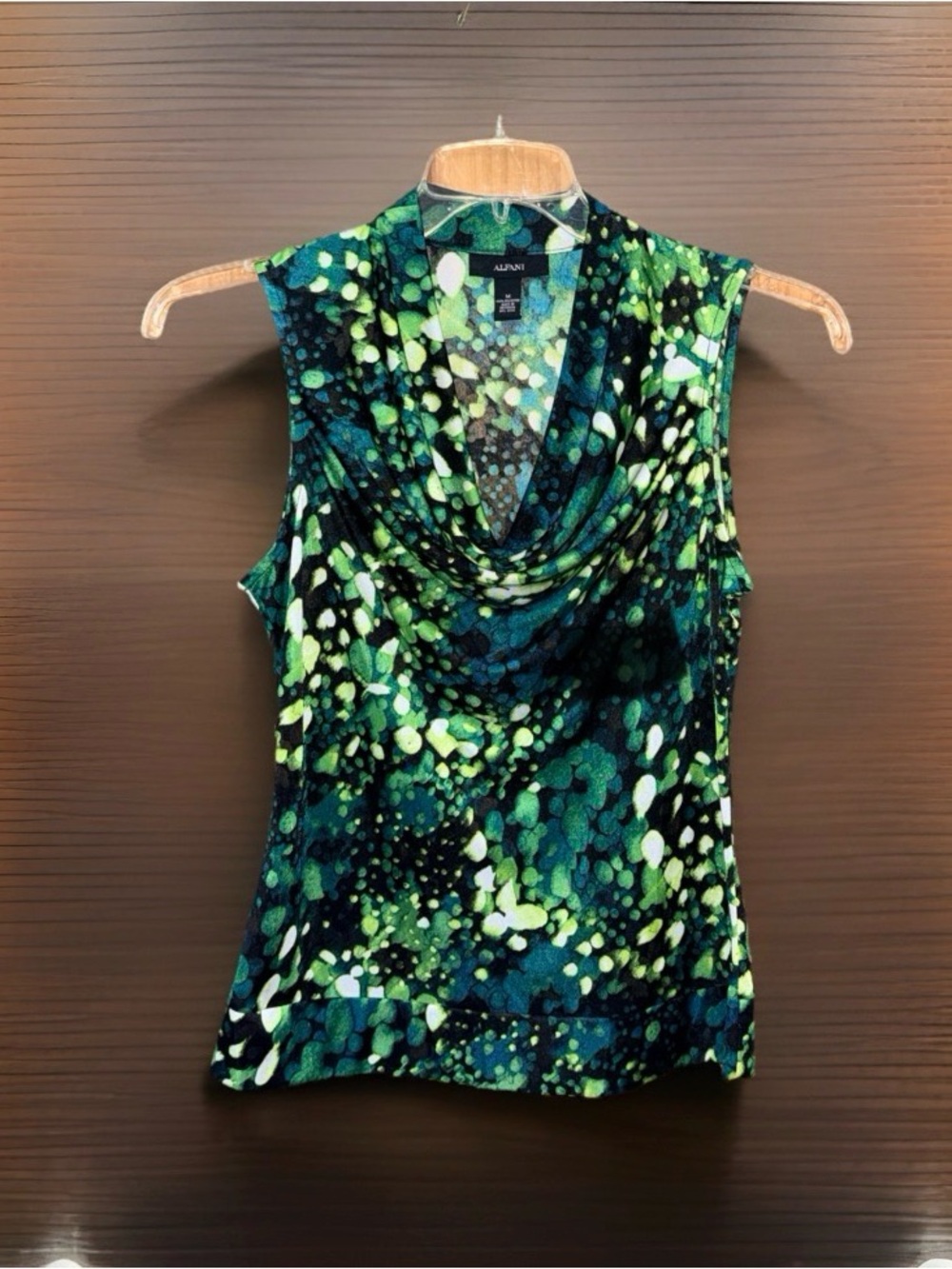 NWT Alfani Women’s Green & Black Sleeveless Cowl Neck Abstract Print Top-M